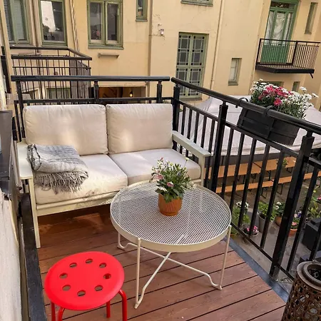 Stylish & Cozy Scandinavian In The Heart Of Apartment Oslo